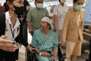 Singapore Airlines: 43 από τους επιβαίνοντες εξακολουθούν να νοσηλεύονται