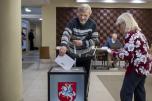 Λιθουανία &#8211; προεδρικές εκλογές: Φαβορί στον σημερινό δεύτερο γύρο ο απερχόμενος πρόεδρος Ναουσέντα