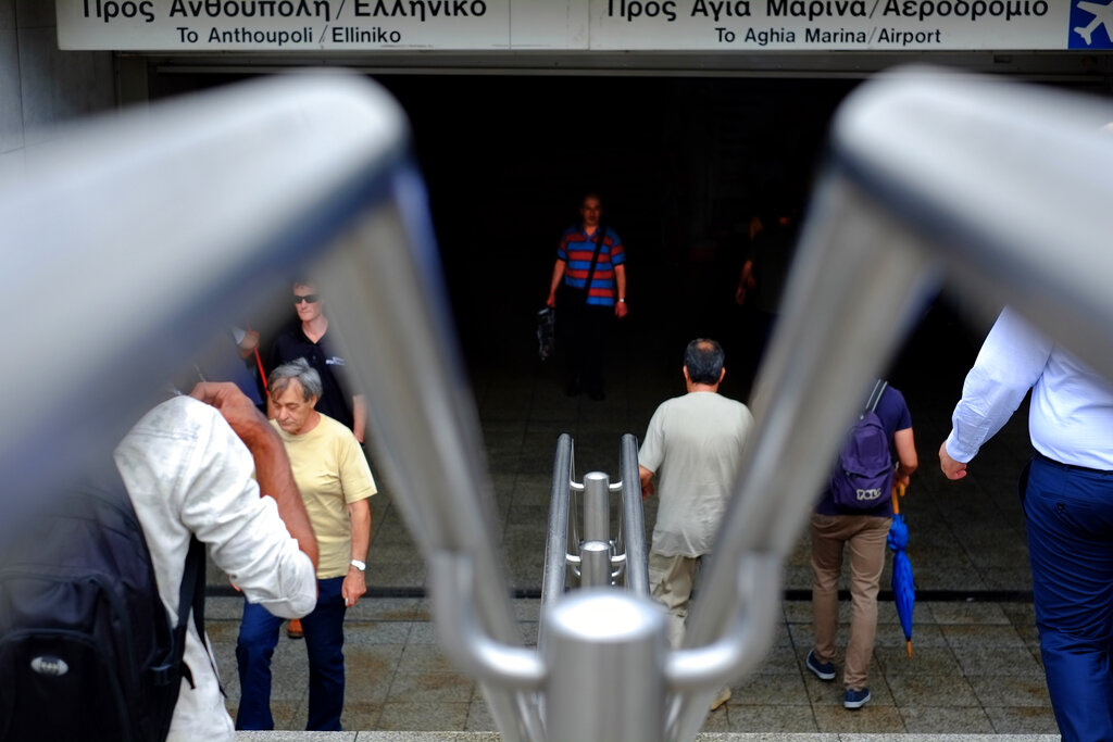 ΣΥΡΙΖΑ: Ερώτηση στη Βουλή για τα περιστατικά βίας στο μετρό