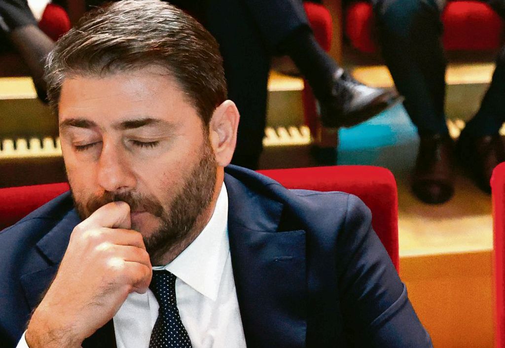 Ανδρουλάκης, metaφώτα νυσταγμένα και βαριά…