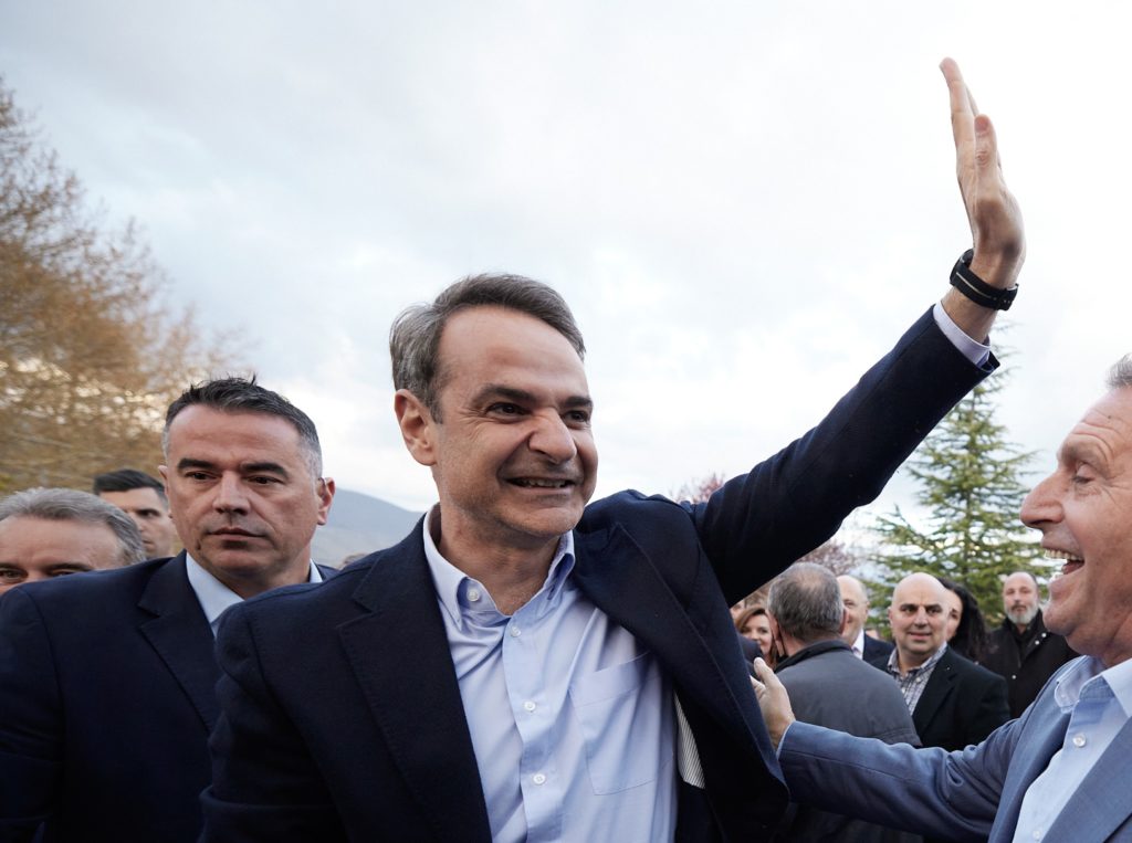 Σε λίγο θα ζητήσει και «δοκιμαστές φαγητού» ο Μητσοτάκης!
