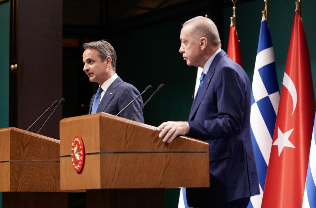 Νέο «χτύπημα» Κύρτσου: Η ενδοτικότητα Μητσοτάκη, η «Γαλάζια πατρίδα» και το «TurkAegean» του Ερντογάν