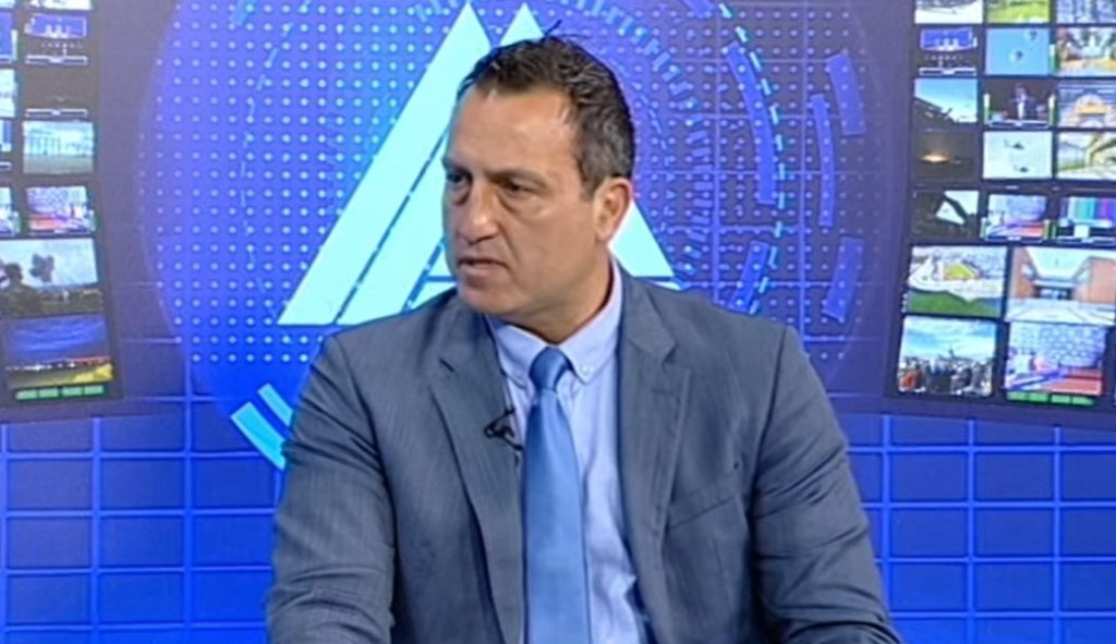 Ελληνική Λύση: Παραίτηση Κίρκου με αιχμές κατά Βελόπουλου – «Είσαι ένας σύγχρονος εφιάλτης, χριστέμπορας και πατριδοκάπηλος»