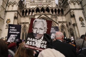Τζούλιαν Ασάνζ: Ο πρωθυπουργός της Αυστραλίας καλεί να τερματιστεί η φυλάκιση του ιδρυτή του Wikileaks