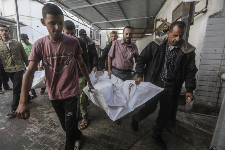 Γάζα: «Ώρα σημαντικών αποφάσεων» – Στο Κάιρο αντιπροσωπεία της Χαμάς – Κατάπαυση πυρός ή εισβολή στη Ράφα;