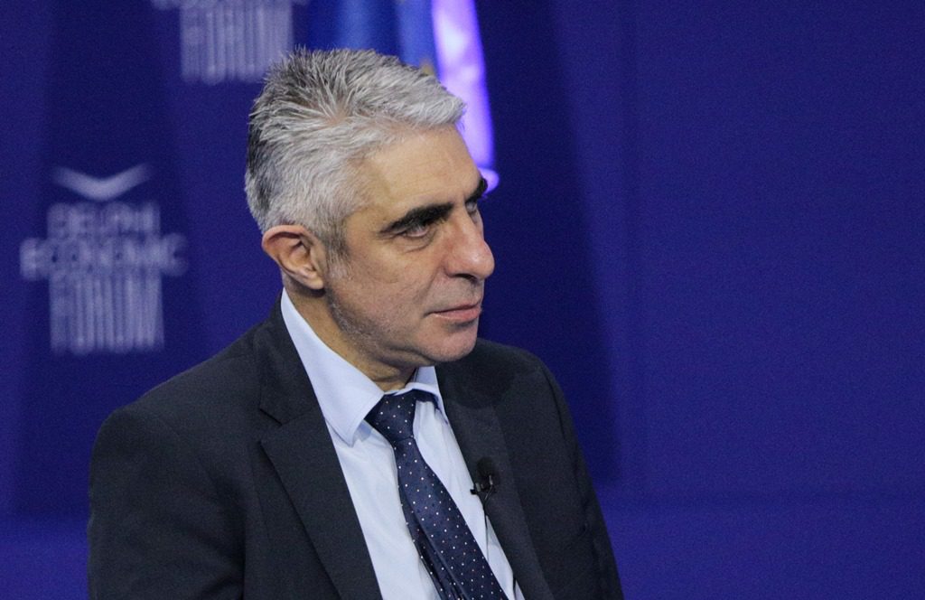 Γιώργος Τσίπρας στο documentonews: Η «εθνικόφρων» παράδοση επιβιώνει ακόμα στη ΝΔ, όσο και αν προσπαθούν να την κουκουλώσουν