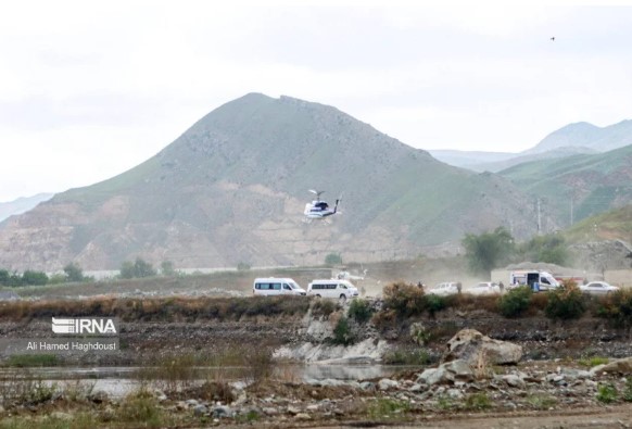 Ιράν: Σε κίνδυνο η ζωή του πρόεδρου Ραϊσί – « Το ελικόπτερο συνετρίβη στα βουνά» λέει αξιωματούχος