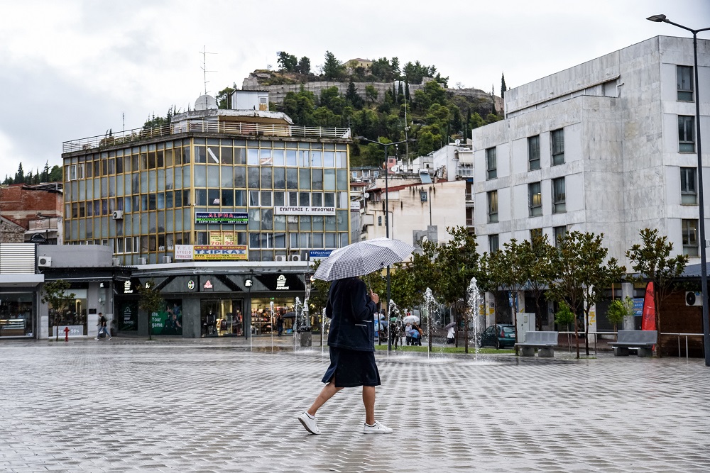 Καιρός – Πάσχα: Περιορίζεται η αστάθεια – Σε ποιες περιοχές θα σημειωθούν τοπικές βροχές (Χάρτες)