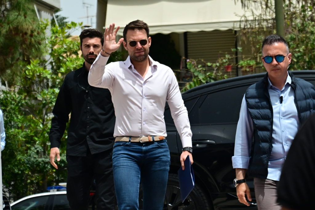 Αισιοδοξία στον ΣΥΡΙΖΑ για ποσοστό άνω του 20% στις ευρωεκλογές – Στον Πειραιά σήμερα ο Κασσελάκης