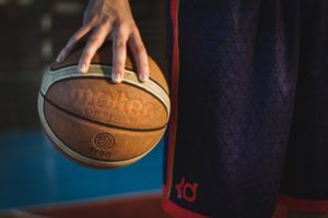 Θρήνος στο ελληνικό μπάσκετ: Πέθανε ο Θεόδωρος Καρατζάς