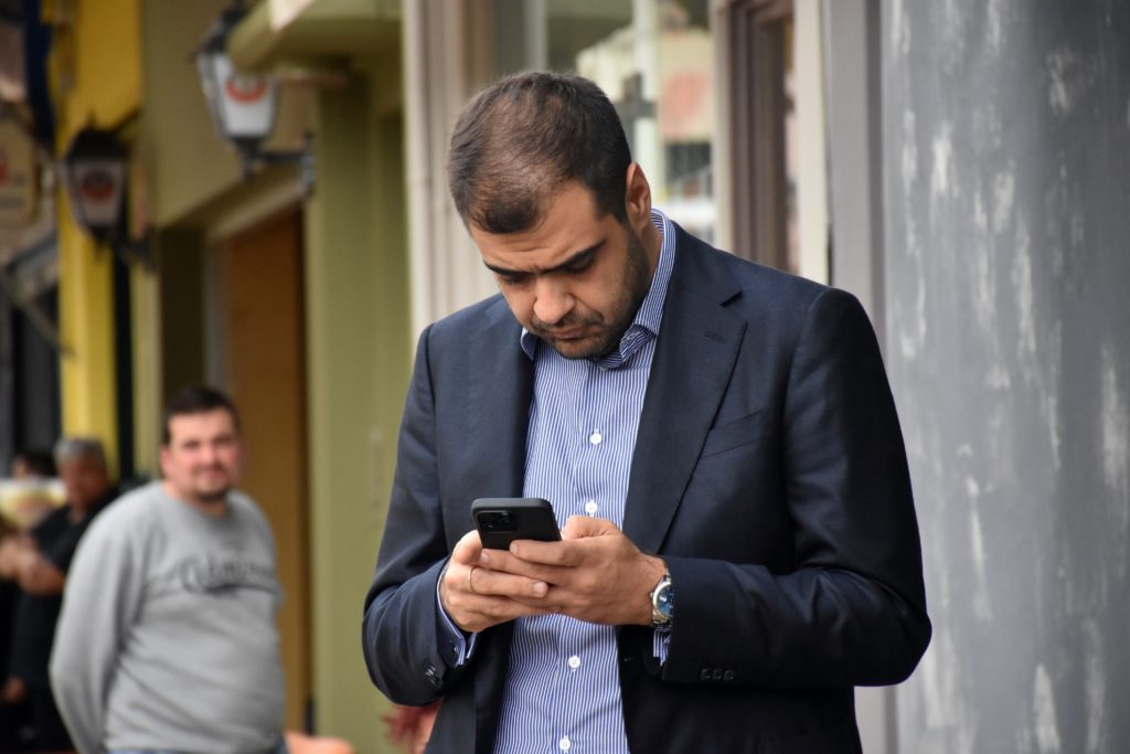 «Αγνοια» επικαλείται ο Μαρινάκης για τα κυκλώματα διαφθοράς εντός της ΑΑΔΕ και τις αποκαλύψεις του Documento