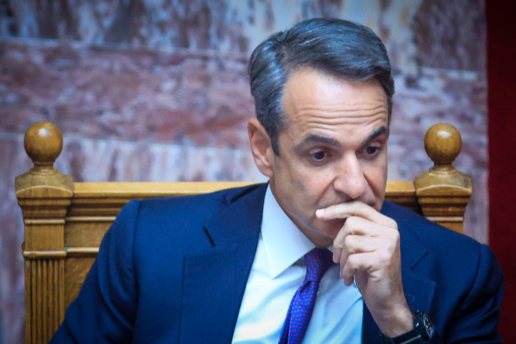 ΣΥΡΙΖΑ κατά Μητσοτάκη: «Εννοούσε πως η λύση για πιο φθηνή φέτα είναι λιγότερη φέτα»