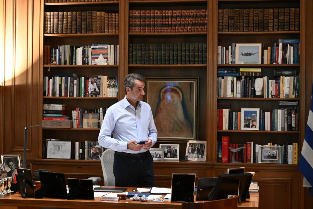 ΝΔ: Επαναφορά της ατζέντας «νόμος και τάξη» με… μπόλικο εθνικισμό