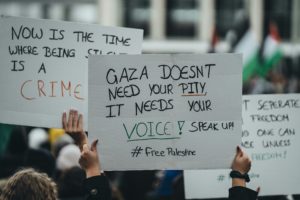 BlockΟut2024: Οι χρήστες των social media μπλοκάρουν celebrities που σιωπούν για την Παλαιστίνη (Video)