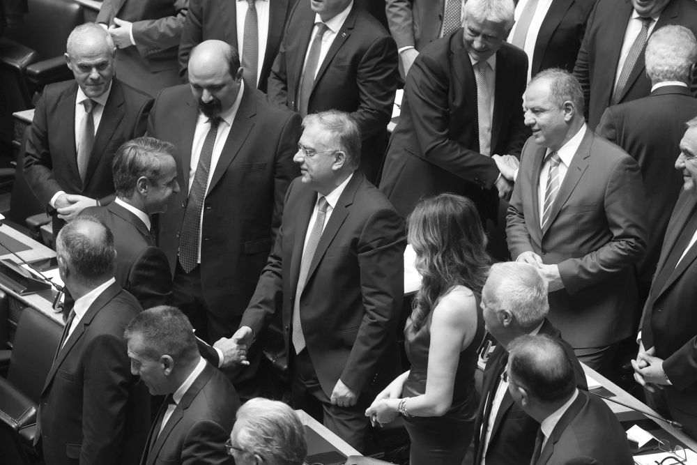«Ωραίο μου πλυντήριο» η Βουλή για τα μεγάλα σκάνδαλα