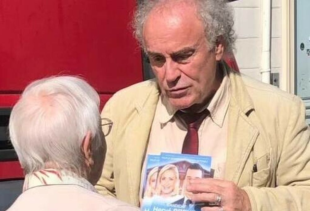 Γαλλία: Κλωτσιές, σπρωξιές σάπια φρούτα σε ακροδεξιό υποψήφιο της Λεπέν στο Σεντ Ετιέν
