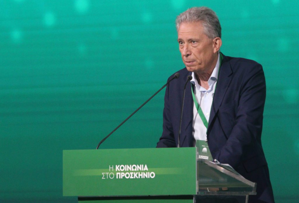 «∆εν ασχολούµαι πια µε την πολιτική»