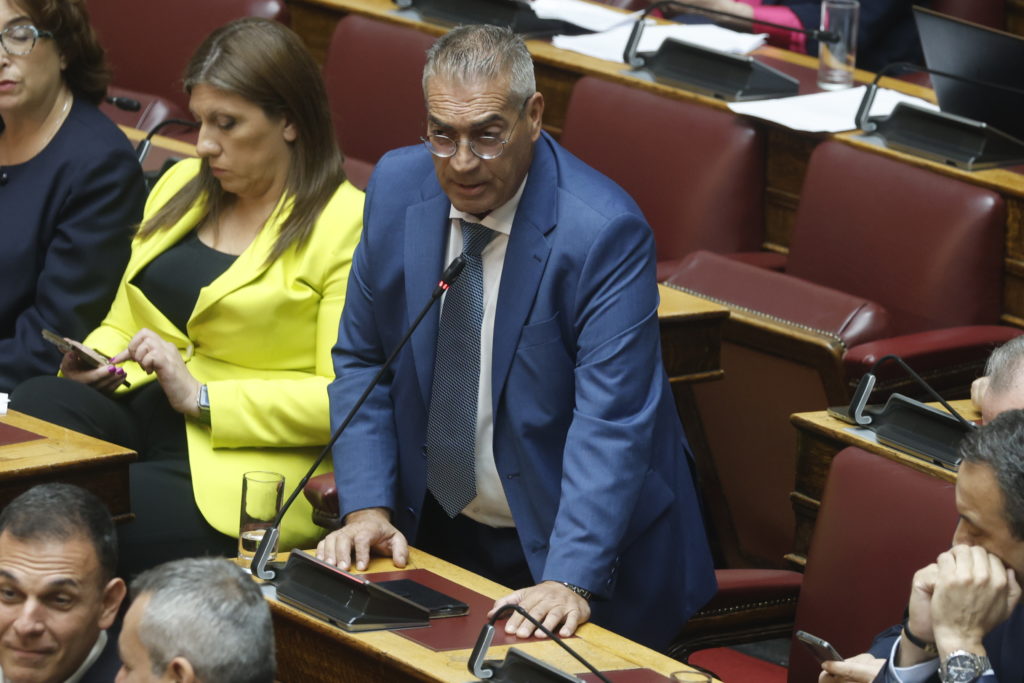 «Σπαρτιάτες»: Ο τελευταίος να κλείσει την πόρτα – Ανεξαρτητοποιήθηκε και ο Γαυγιωτάκης