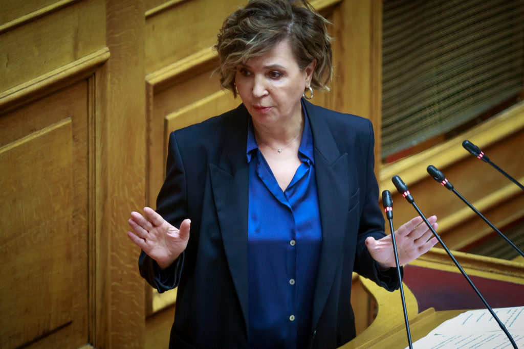 Τι απαντά η Γεροβασίλη στις «αστειότητες» μέσω του documentonews.gr