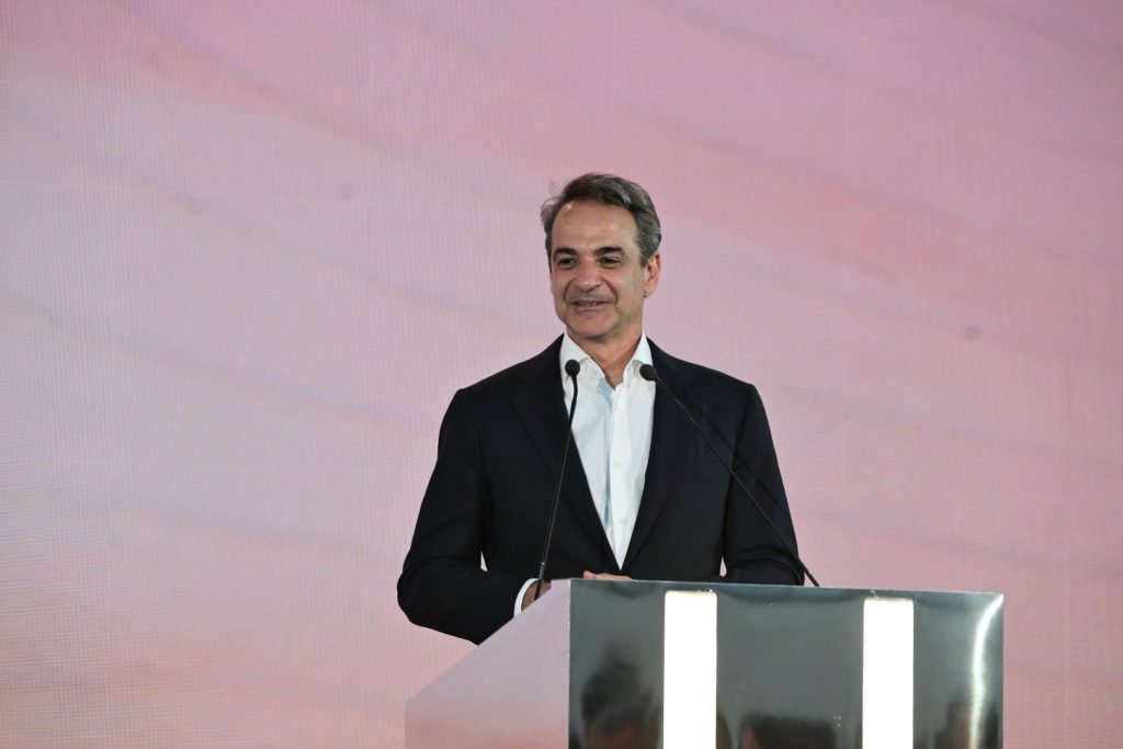 Μητσοτάκης σε εικονική πραγματικότητα για τη στεγαστική κρίση – «Η Αριστερά είναι άκρο, η κ. Μελόνι κινήθηκε με υπευθυνότητα»