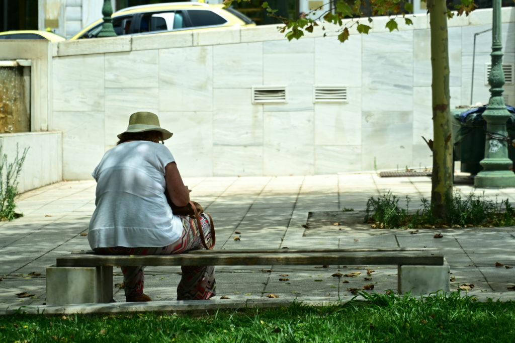 Προ των πυλών το κύμα καύσωνα – Επτά κλιματιζόμενες αίθουσες στον δήμο Αθηναίων