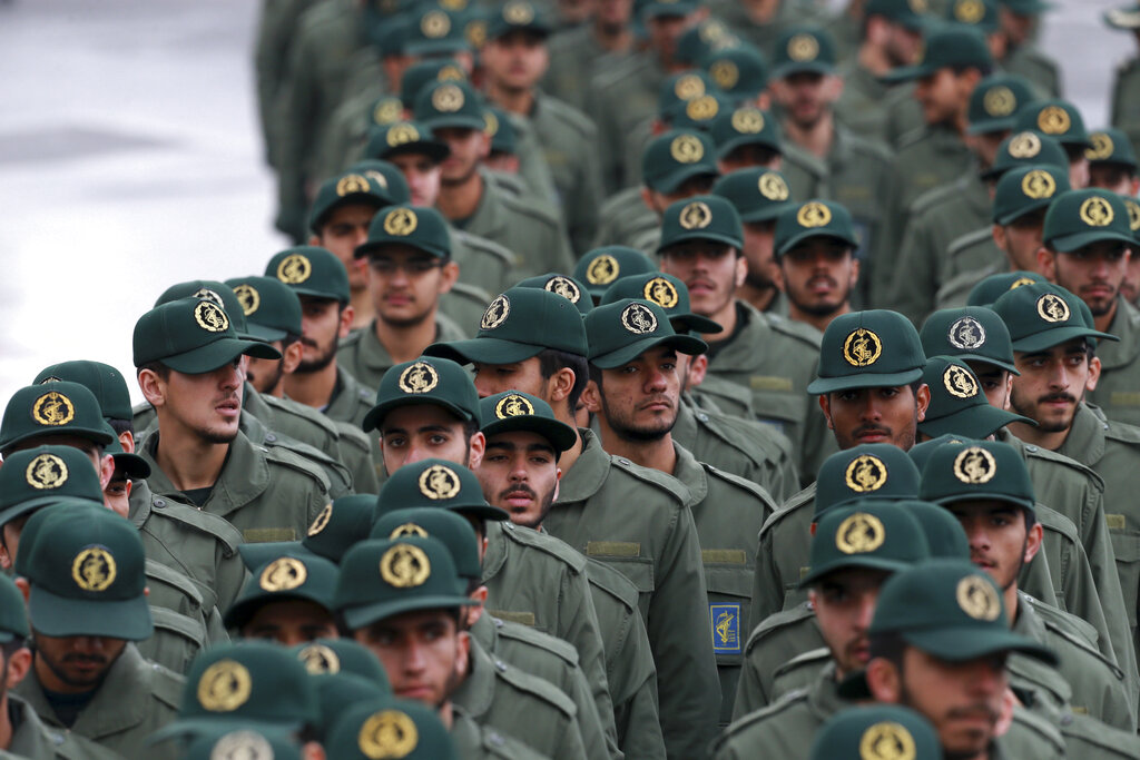 O Καναδάς βάζει τους Φρουρούς της Επανάστασης του Ιράν στη λίστα με τις τρομοκρατικές οργανώσεις