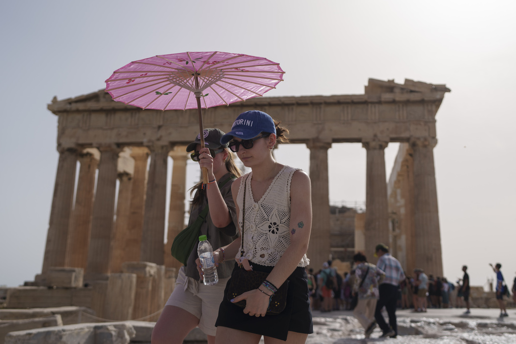 Καύσωνας: Πού ξεπέρασε τους 43 °C  – Πολύ υψηλές θερμοκρασίες και την Πέμπτη