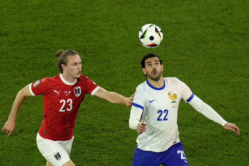 Euro 2024: Με αυτογκόλ η Γαλλία έριξε στο καναβάτσο την μαχητική Αυστρία, νικώντας 1-0 (Videos)