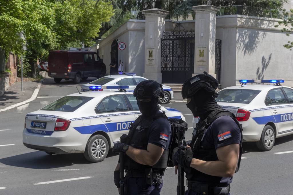 Σερβία: Προσήλυτος Σέρβος ο δράστης της επίθεσης στον φύλακα της πρεσβείας του Ισραήλ