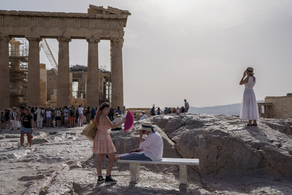 Το παρελθόν είναι σκιά, δεν εξασφαλίζει το μέλλον