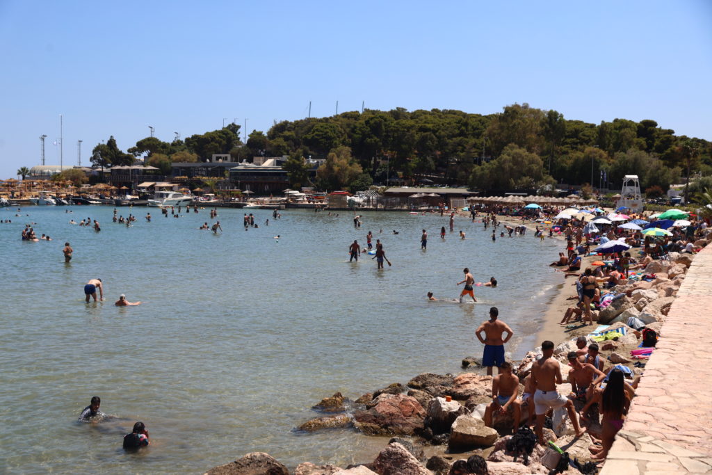 Καιρός: Έρχεται έκτακτο δελτίο για τον καύσωνα – Πότε θα χτυπήσει κόκκινο ο υδράργυρος