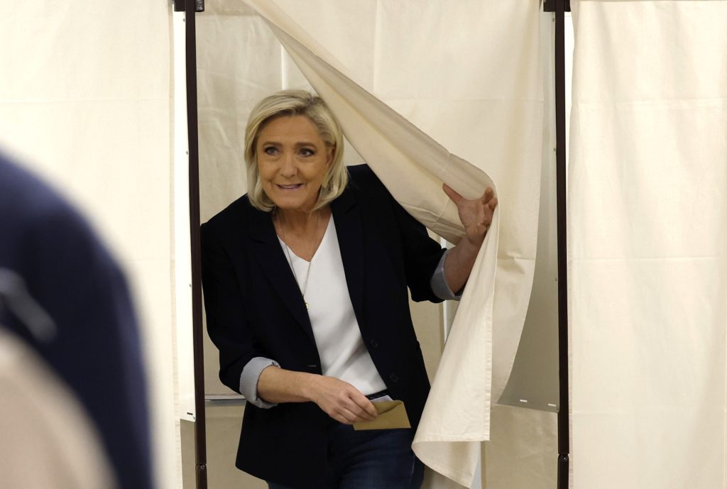 Politico: Τι θα περιμέναμε από μια «κυβέρνηση Λεπέν» – Ο διάολος κρύβεται στις λεπτομέρειες