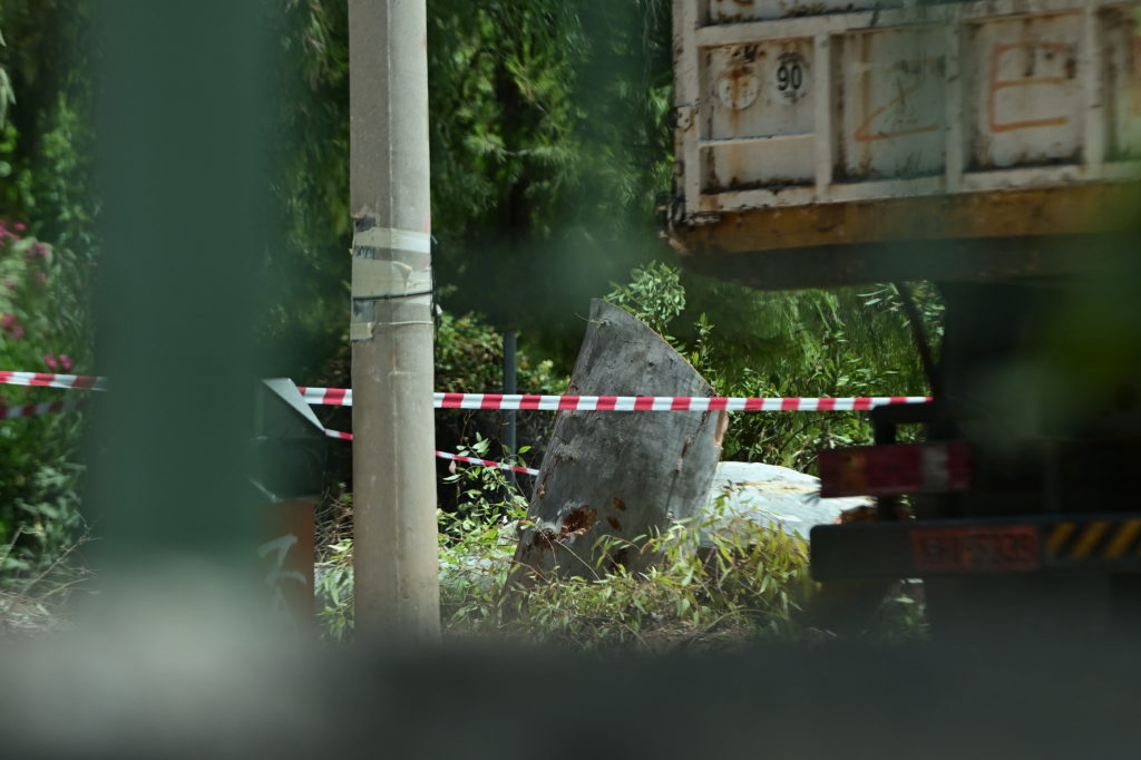 Εργατικό δυστύχημα στου Παπάγου: Νεκρός ο άνδρας που καταπλακώθηκε από δέντρο – Εργαζόταν στον δήμο