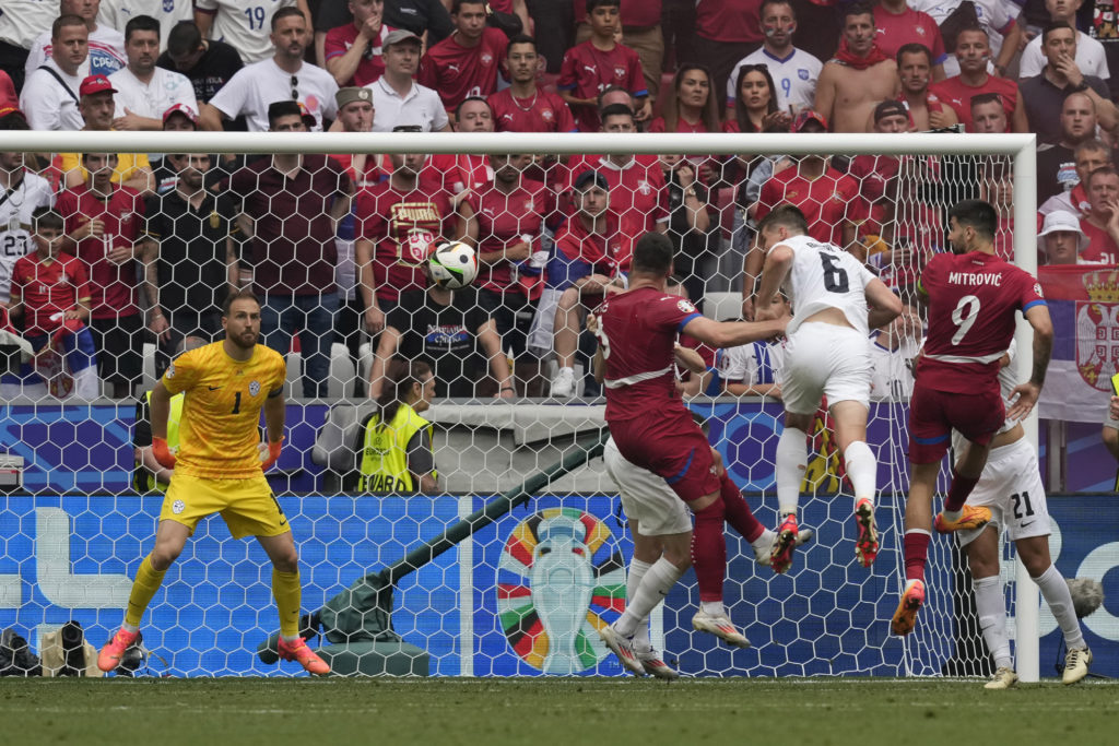 Euro 2024: Ισοφάρισε με… buzzer beater η Σερβία τη Σλοβενία – Δείτε τα γκολ (Videos)