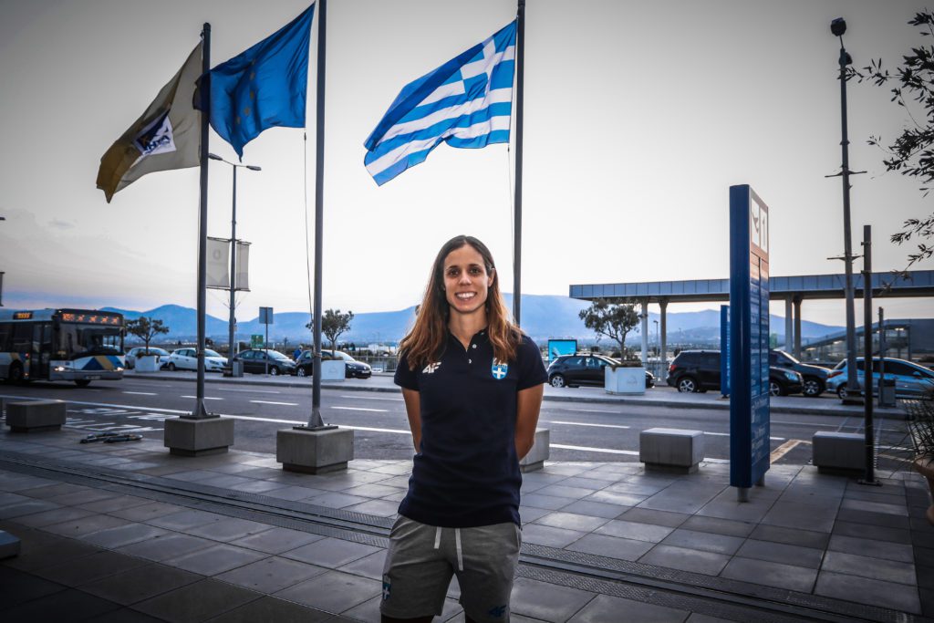 H Στεφανίδη ευχαριστεί τη… Μαρέβα για την ελληνοποίηση του συζύγου της