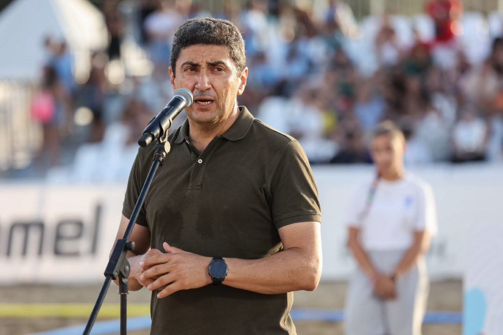 Υπόθεση Αυγενάκη: Εισαγγελική έρευνα για την επίθεση εναντίον υπαλλήλου στο αεροδρόμιο