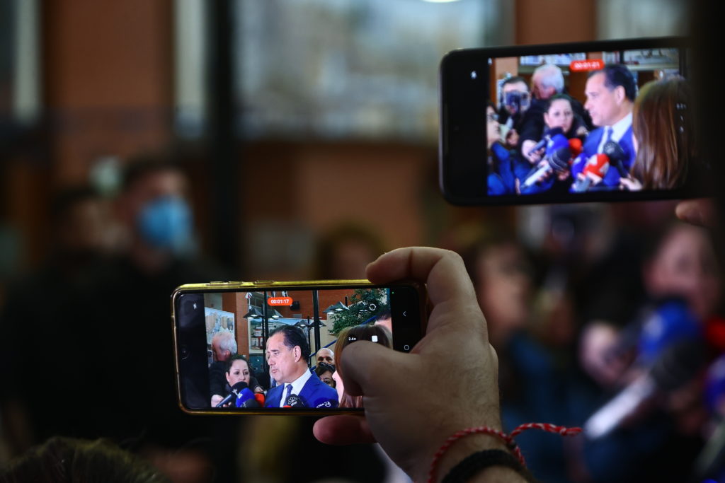 Νέο «κατόρθωμα» Άδωνη και συνταγογράφηση εξέτασης χοληστερίνης μόνο κάθε εξάμηνο – Η ανάρτηση του Πάνου Παπανικολάου