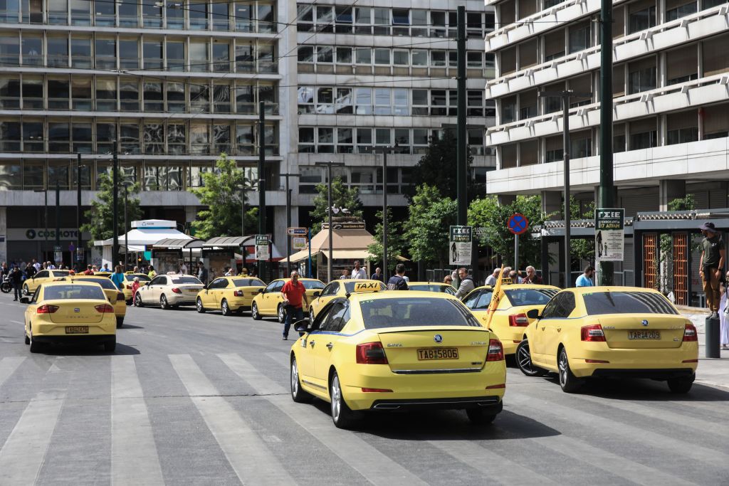 Χωρίς ταξί αύριο η Αθήνα – 24ωρη απεργία του ΣΑΤΑ