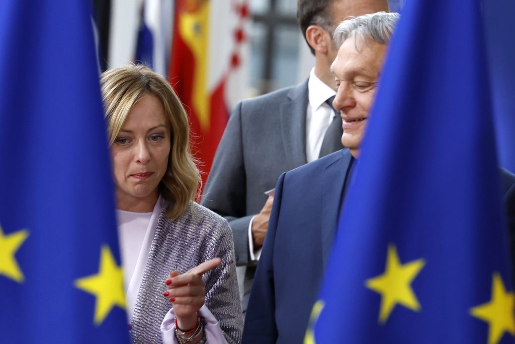Σε ακόμη πιο σκληρή γραμμή ΕΕ και ΝΑΤΟ – Ακροδεξιές κραυγές από Μελόνι — Ορμπάν
