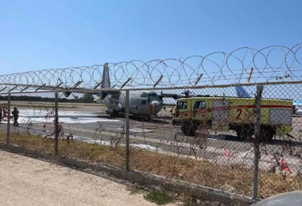 Κεφαλονιά: C-130 καθηλώθηκε μετά από πρόσκρουση με κολόνα