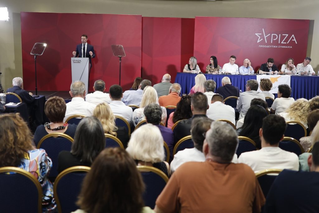 ΣΥΡΙΖΑ: Καταψηφίστηκαν από την Κεντρική Επιτροπή οι προτάσεις για τα δημοψηφίσματα – Αυτή είναι η νέα Οικονομική Επιτροπή