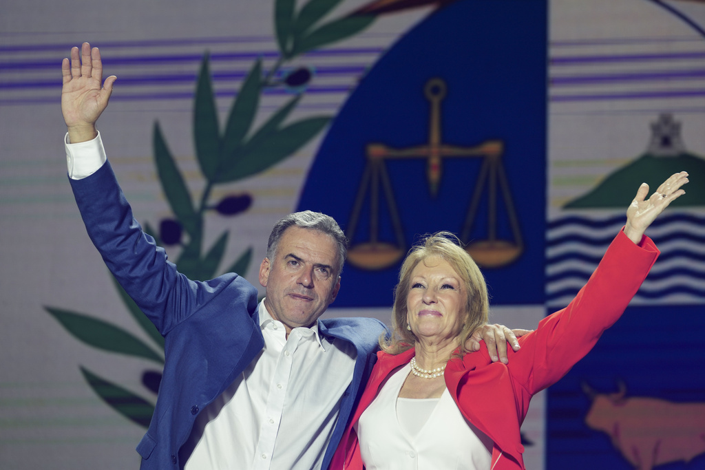 Ουρουγουάη: Η Κεντροαριστερά επιστρέφει στην εξουσία – Νέος πρόεδρος ο Ζαμαντού Ορσί