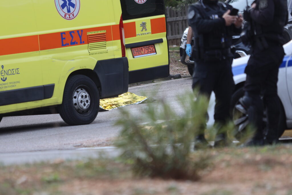 Θρακομακεδόνες: Πρόσωπο «κλειδί» που ήταν μαζί με τα θύματα ψάχνουν οι αρχές – Με πλαστά στοιχεία ο τραυματίας