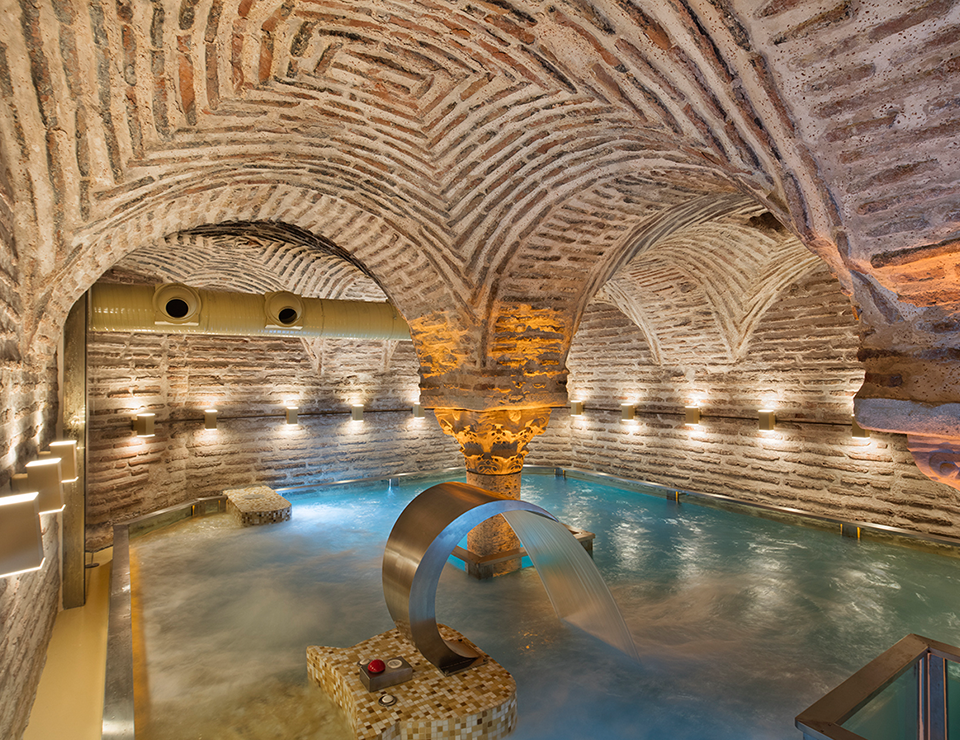 Κωνσταντινούπολη: Πολυτελές spa μέσα σε βυζαντινή δεξαμενή πλάι στην Αγία Σοφία (Video – Photos)