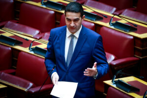Κατρίνης: Οσμή σκανδάλου 240.000 ευρώ στο ΓΕΣ &#8211; Ζητά απαντήσεις από Δένδια