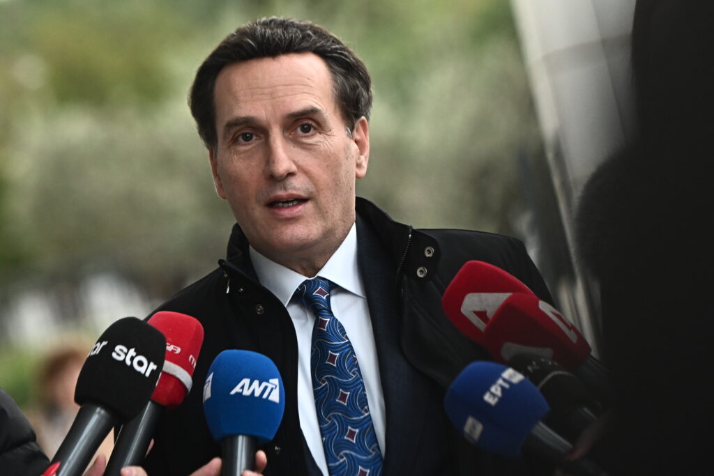 Βολές Δημητρακόπουλου κατά Κλάπα για Ρόδο: Προκλητική παρέμβαση σε εκκρεμή ποινική διαδικασία