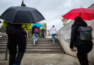 Καιρός: Κατακόρυφη πτώση της θερμοκρασίας την Κυριακή – Έρχονται βροχές και καταιγίδες