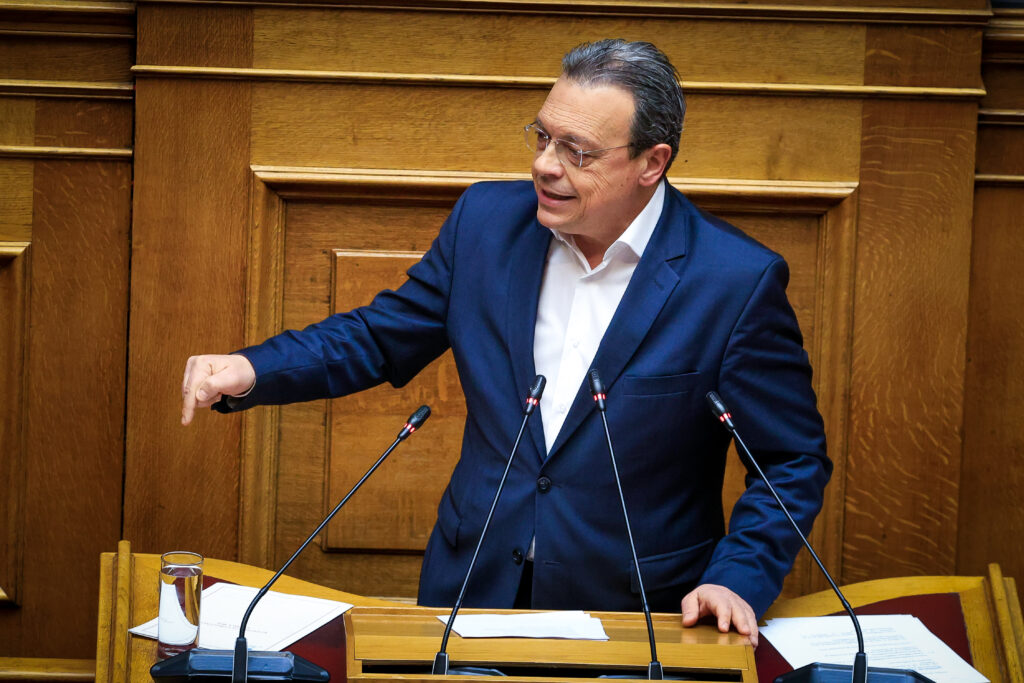 Φάμελλος σε Μητσοτάκη: «Έχετε τελειώσει, άδειασε η πολιτική σας κλεψύδρα»