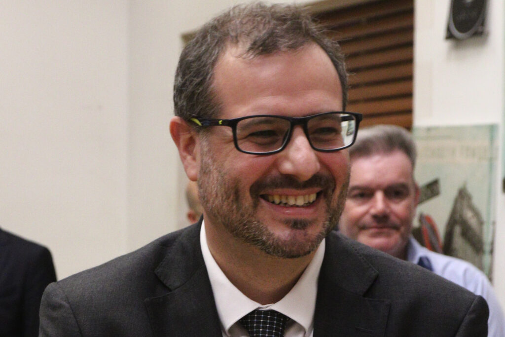 «Φίλια» πυρά στον Τσάφο – Βουλευτής της ΝΔ μιλά  για«ανιστόρητους» που είναι στην κυβέρνηση (Video)