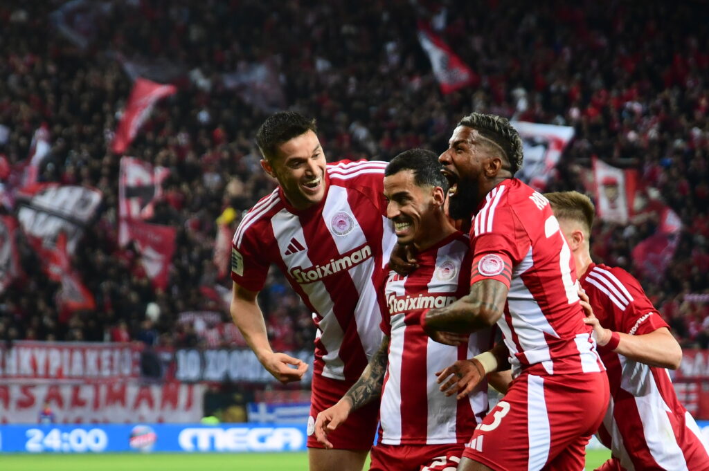 Ολυμπιακός – Παναθηναϊκός 4-2: Με τεσσάρα οι ερυθρόλευκοι αγκάλιασαν τον τίτλο, αποβλήθηκε ο Ιωαννίδης
